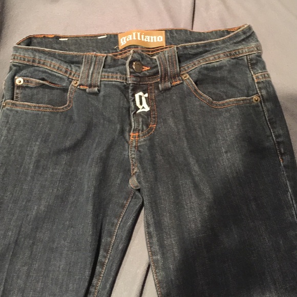 Jeans - Picture 3 of 8